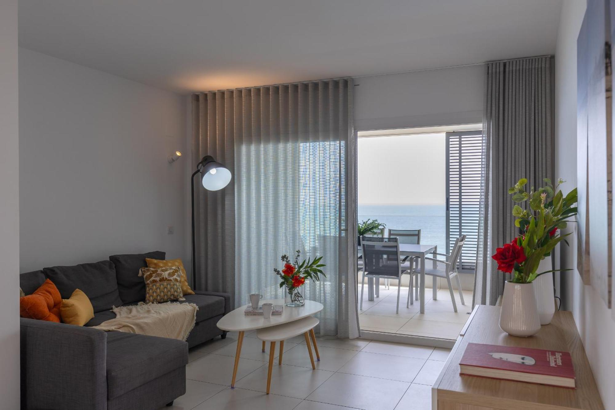 Fidalsa Paradise Sea Punta Prima ตอร์เรเวียคา ภายนอก รูปภาพ