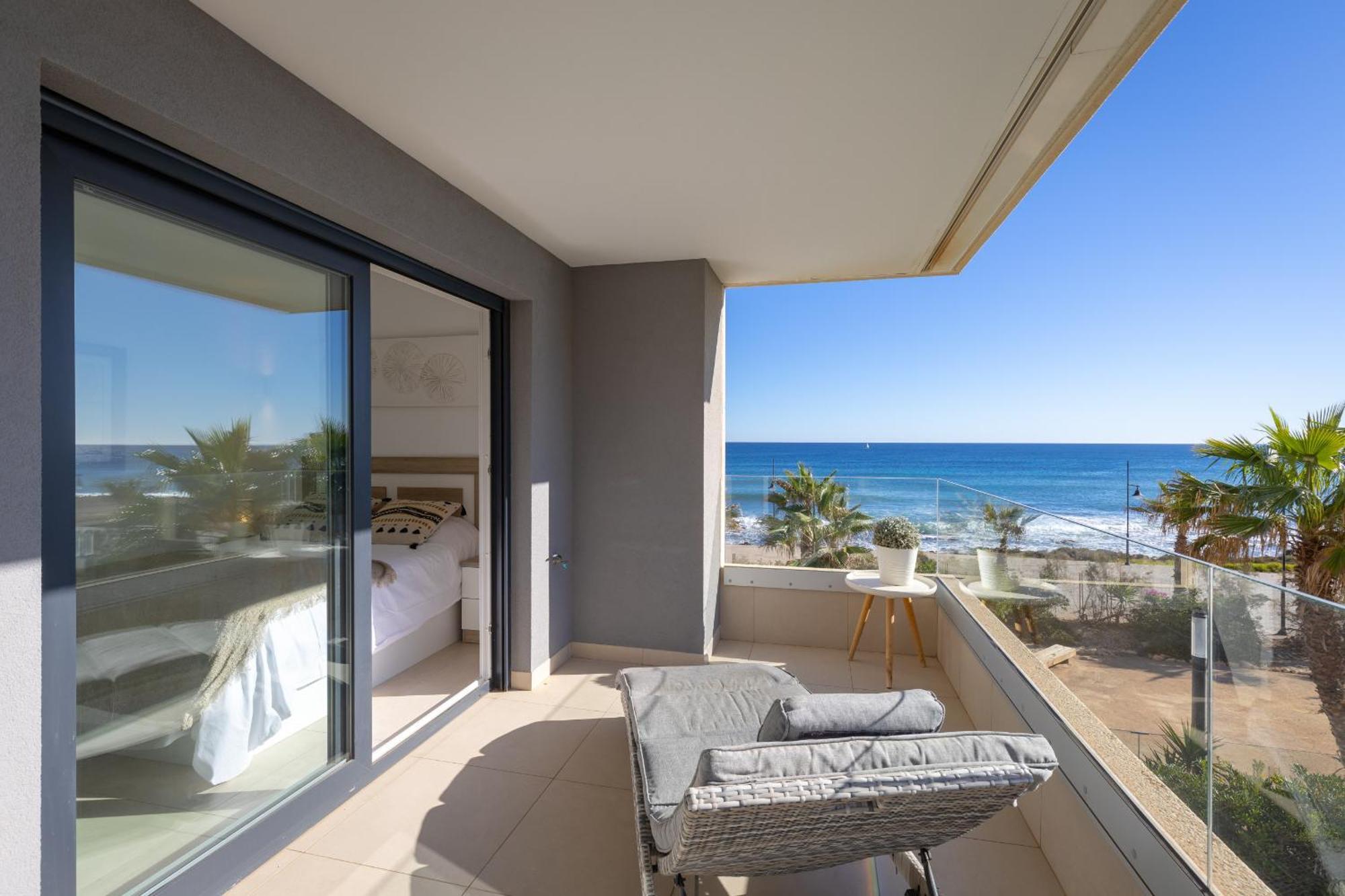 Fidalsa Paradise Sea Punta Prima ตอร์เรเวียคา ภายนอก รูปภาพ